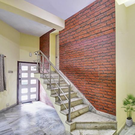 Hotel O R A Homestay Near Acropolis Mall 加尔各答 外观 照片
