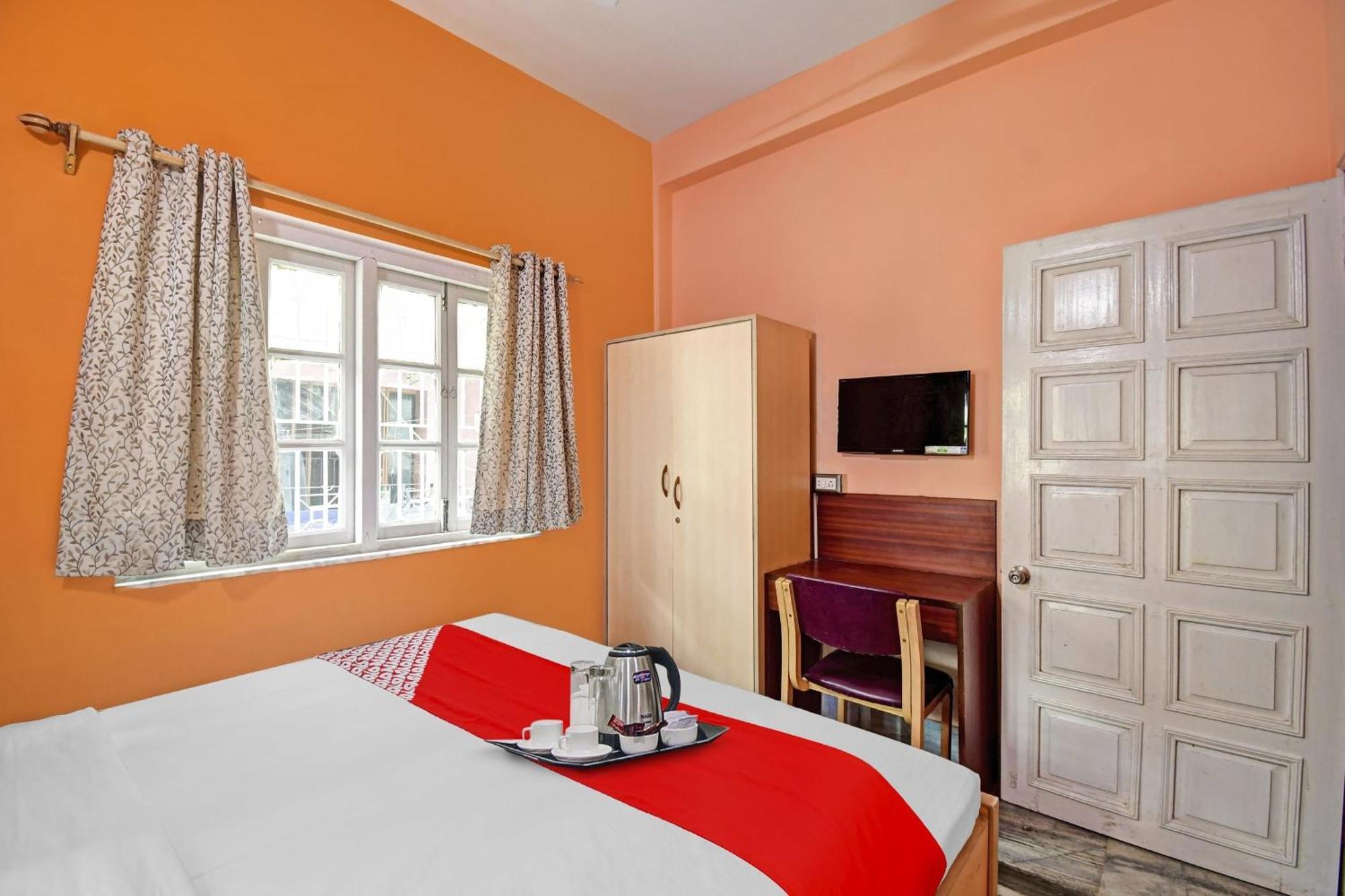 Hotel O R A Homestay Near Acropolis Mall 加尔各答 外观 照片